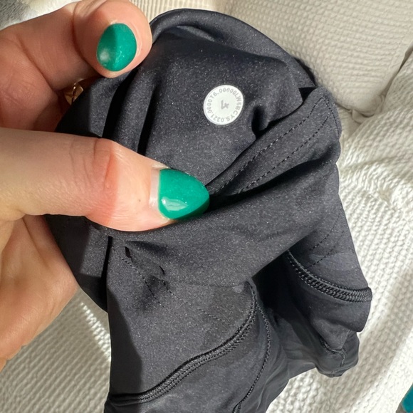 Lululemon Black Camouflage Leggings - Picture 2 of 6